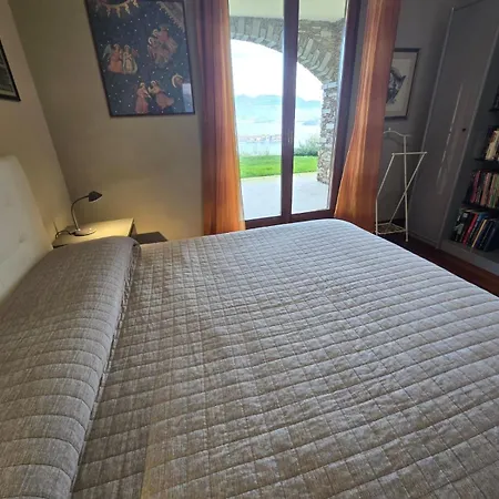 فيلة Gaia Someraro